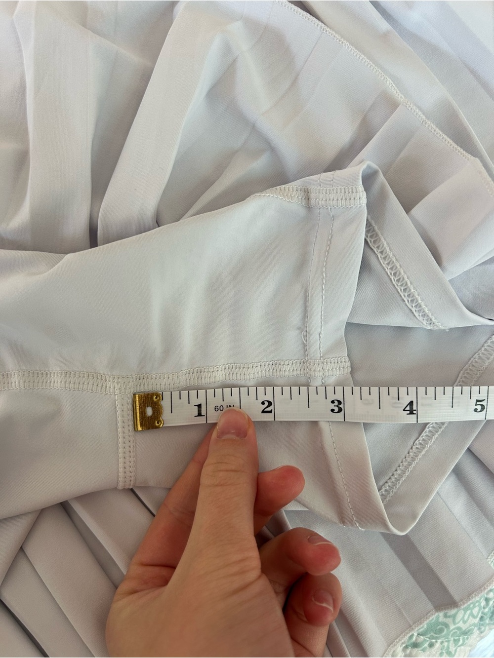 Gold Hinge White Pleated Athletic Skirt — Size Medium — Tennis & Golf - Picture 6 of 6